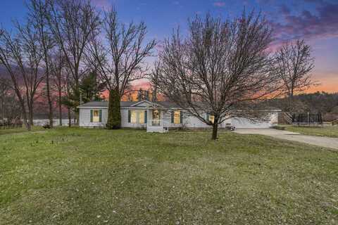 5814 Osceola Drive, Delton, MI 49046