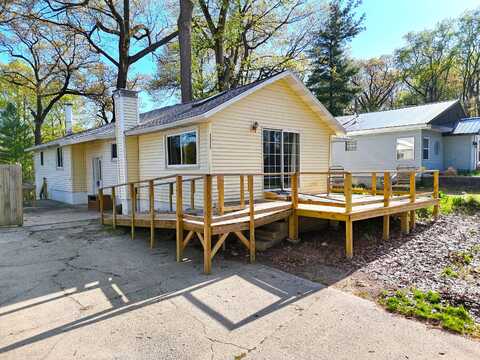 69369 Oak Street, Benton Harbor, MI 49022
