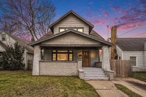 920 Burton Street SE, Grand Rapids, MI 49507
