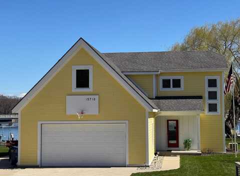 15710 Connelly Avenue, Spring Lake, MI 49456
