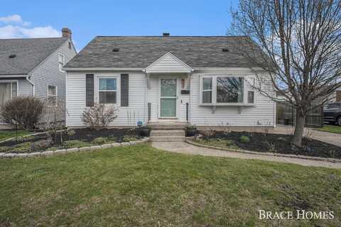 921 Sylvia Street NW, Grand Rapids, MI 49504