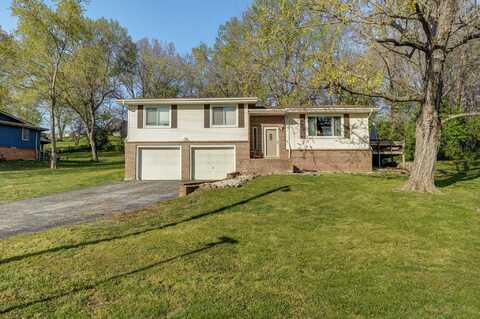 102 W Jay Street, Ozark, MO 65721