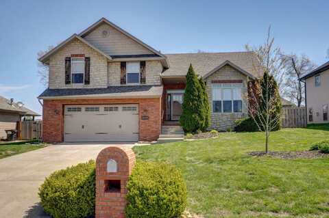 3684 Bridgewood Avenue N, Springfield, MO 65803