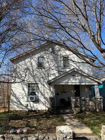 855 S Broadway Avenue, Springfield, MO 65806