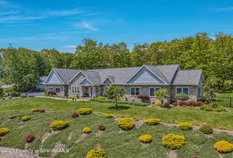 1000 Scenic Drive, Clarks Summit, PA 18411