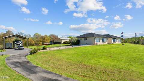 370 Ailey Road, Dandridge, TN 37725