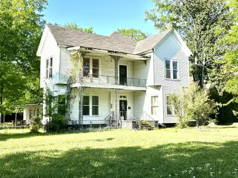 27045 E Main St, West Point, MS 39773