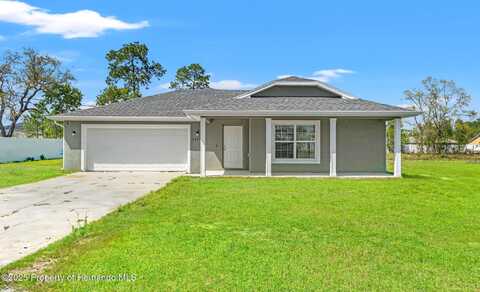 13193 Paxton Avenue, Weeki Wachee, FL 34614