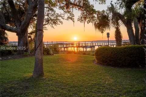 21 N Calibogue Cay Road, Hilton Head Island, SC 29928
