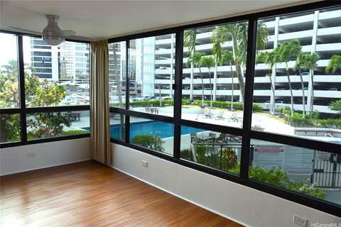 876 Curtis Street, Honolulu, HI 96813
