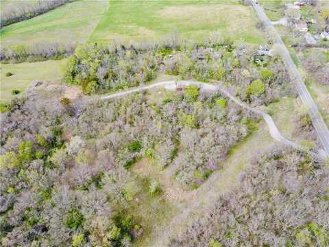 814 N BUCKNER TARSNEY Road, Buckner, MO 64016