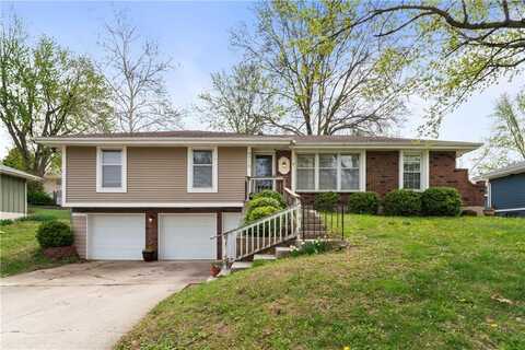 9715 NW View Coves Drive, Kansas City, MO 64152