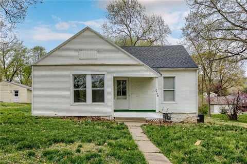 2600 Garland Street, Leavenworth, KS 66048