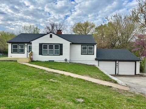 701 NE Shady Lane Drive, Oakview, MO 64118