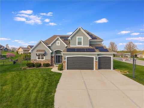 7816 NW Roberts Road, Weatherby Lake, MO 64152