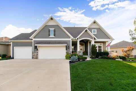 6840 BELMONT Drive, Shawnee, KS 66226