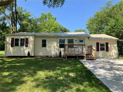 17220 Monte Verde Drive, Belton, MO 64012