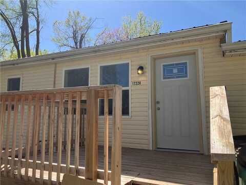 17220 Monte Verde Drive, Belton, MO 64012