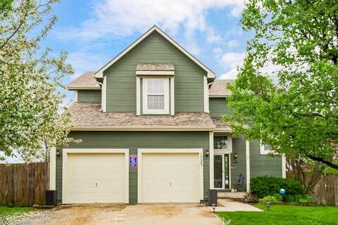 1523 S 6th Street, Louisburg, KS 66053