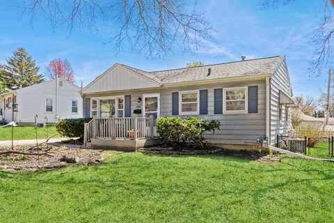 1330 Carroll St, IowaCity, IA 52240