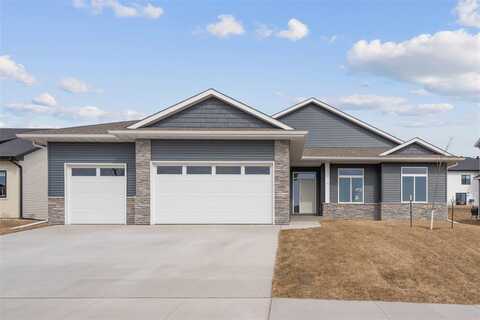 1240 Osage Ln, NorthLiberty, IA 52317