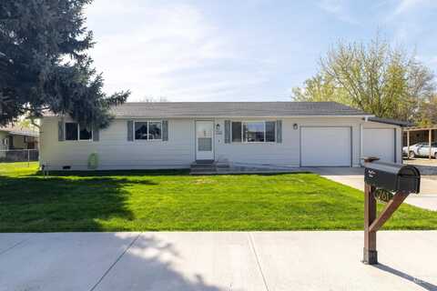 761 S Hawthorne Ave, Emmett, ID 83617