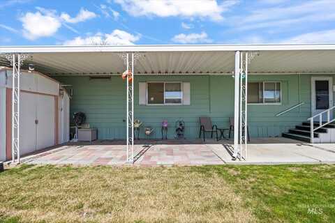 1715 W Flamingo Ave, Nampa, ID 83651