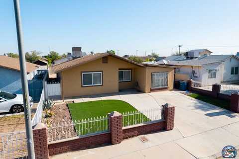 513 M B Martinez St, Calexico, CA 92231