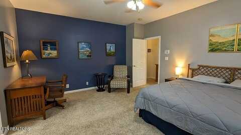 7823 ELLISVILLE Lane, Knoxville, TN 37909
