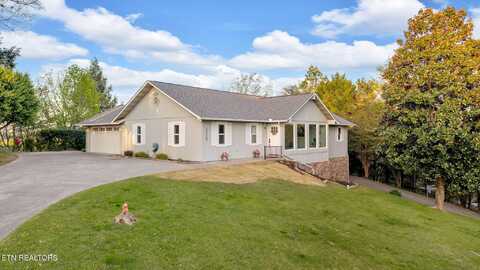 2229 Battle Ground Drive, Pigeon Forge, TN 37863