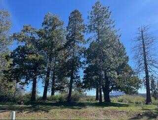Crossbill Drive, Klamath Falls, OR 97601