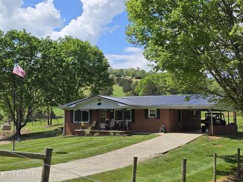 2885 Dry Valley Road, Thorn Hill, TN 37881