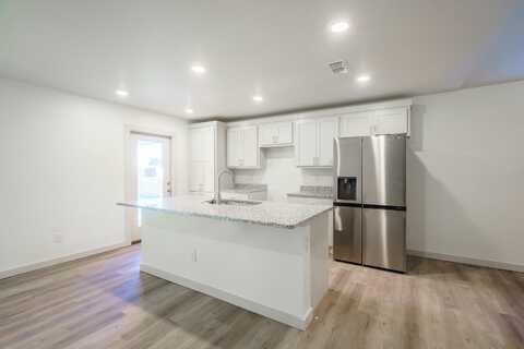 8017 Date Avenue, Lubbock, TX 79404
