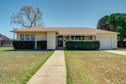 4003 44th Street, Lubbock, TX 79413