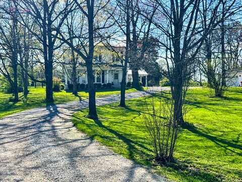4715 Lawrenceburg Road, Frankfort, KY 40601