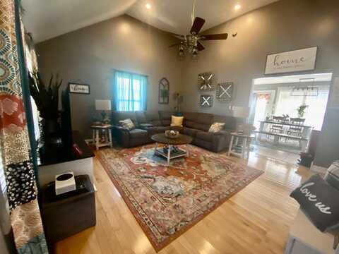 67 Delmas Gilliam Road, London, KY 40741