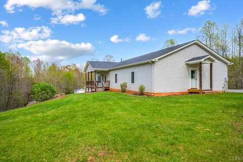 239 Little Farm Road, Amherst, VA 24521