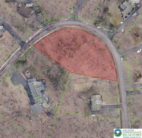 306 Lake Drive, Pocono Twp, PA 18332