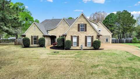 90 OAK HOLLOW, Arlington, TN 38002