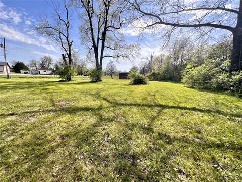 2625 Madison Street, Hillsboro, IL 62049