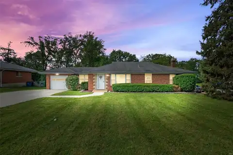 4818 Mattis Road, Saint Louis, MO 63128