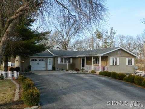 710 Ridgeway Street, Hillsboro, IL 62049