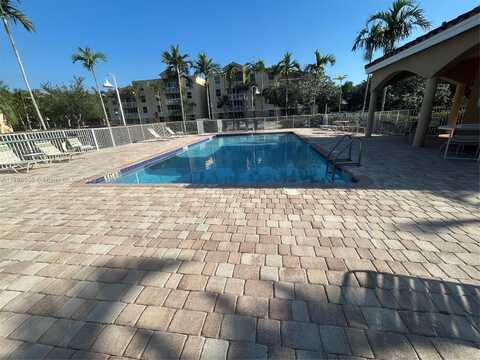 529 E Sheridan St, Dania Beach, FL 33004