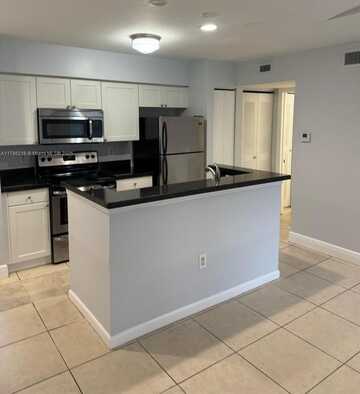 4807 Via Palm Lks, West Palm Beach, FL 33417