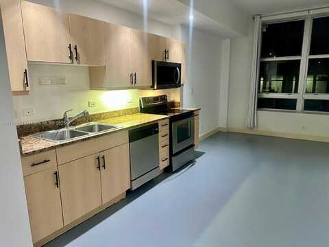 111 E Flagler, Miami, FL 33131