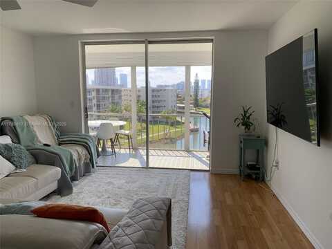 2851 Leonard Dr, Aventura, FL 33160
