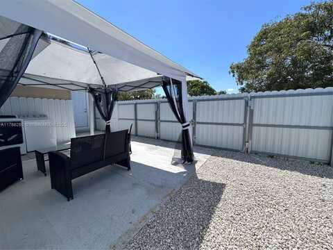 27913 SW 136th Pl, Homestead, FL 33032