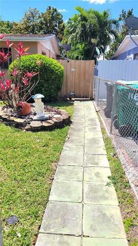 undefined, Miami, FL 33157