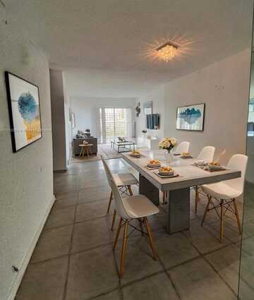 300 Bayview Dr, Sunny Isles Beach, FL 33160