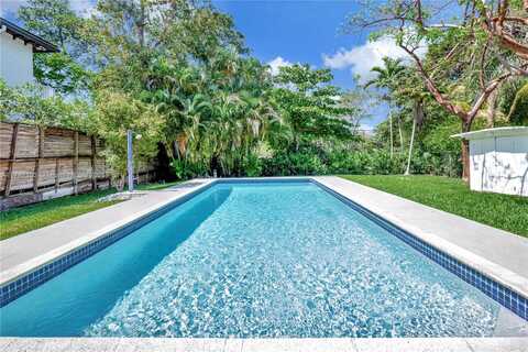 4121 Woodridge Rd, Miami, FL 33133